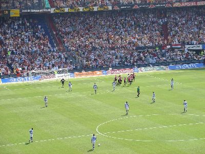 Kuyt scoort!