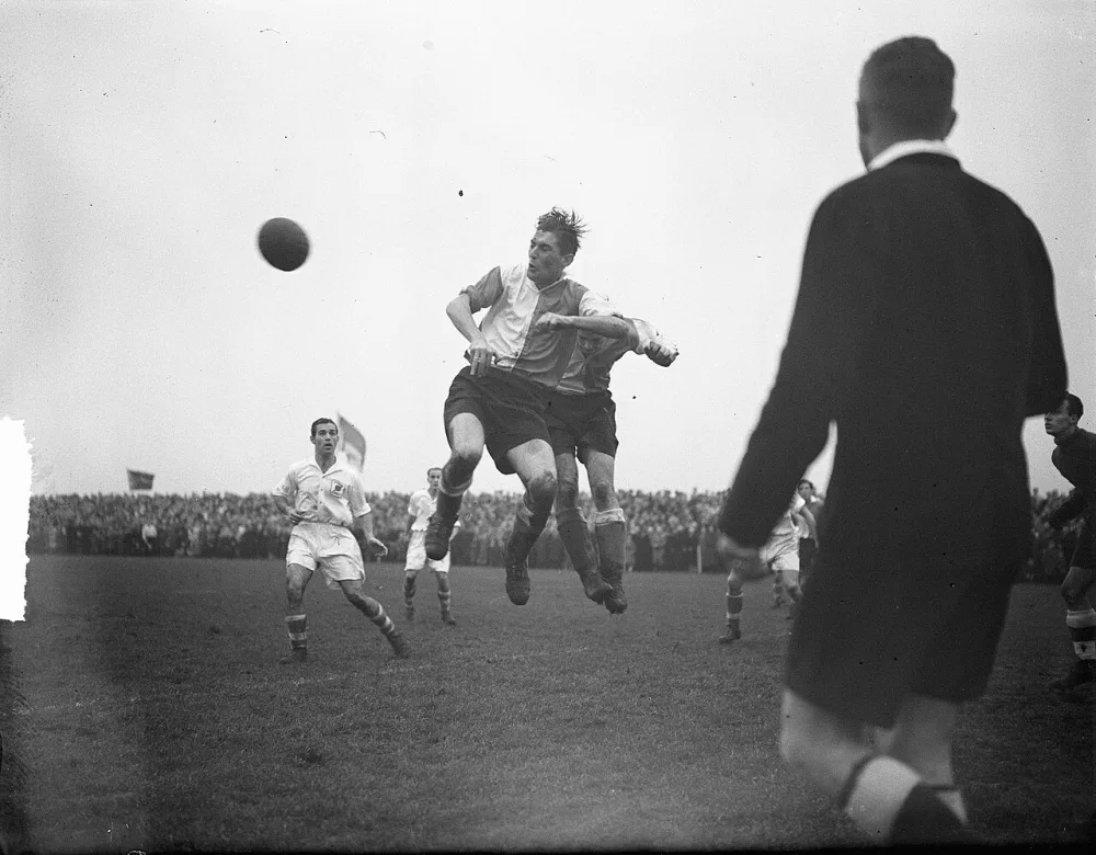 Zeeburgia tegen Feyenoord 2-2. Spelmoment. Foto: fotograaf onbekend / Anefo, Nationaal Archief (CC0).