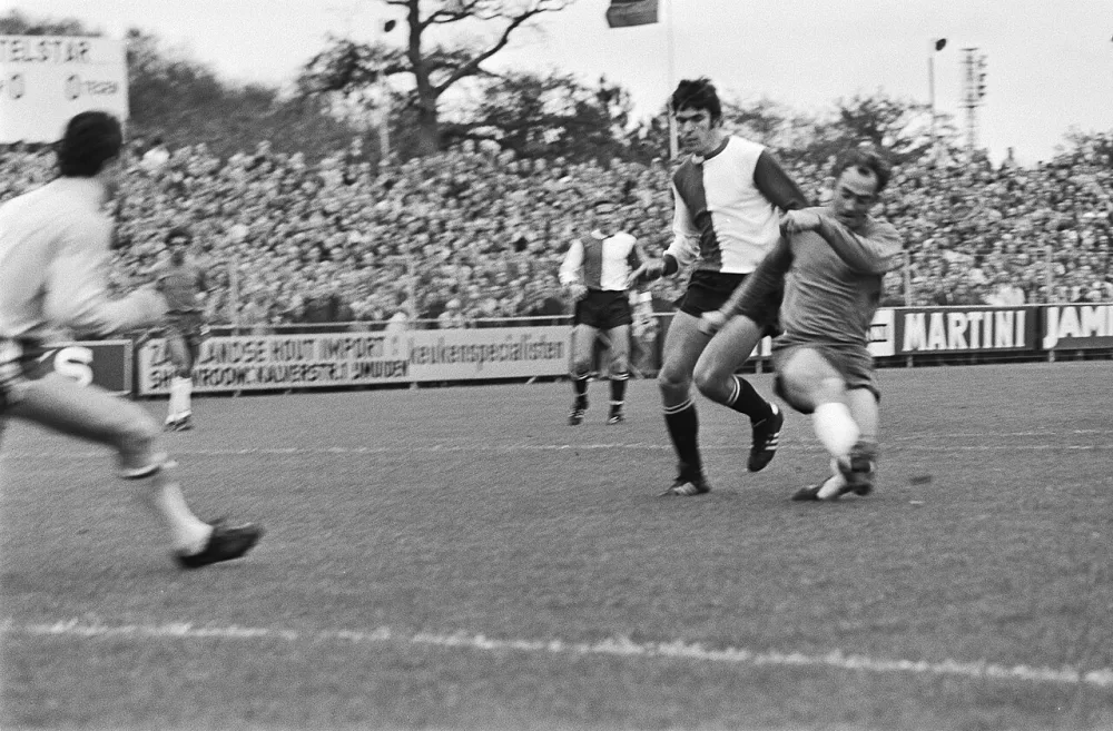 Telstar tegen Feijenoord 1-0. Foto: Rob Mieremet / Anefo, Nationaal Archief (CC0).