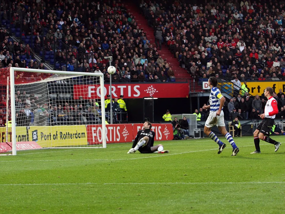 Feyenoord – De Graafschap, Eredivisie. Foto: Gcdenouden via Wikimedia Commons, CC BY-SA 3.0.
