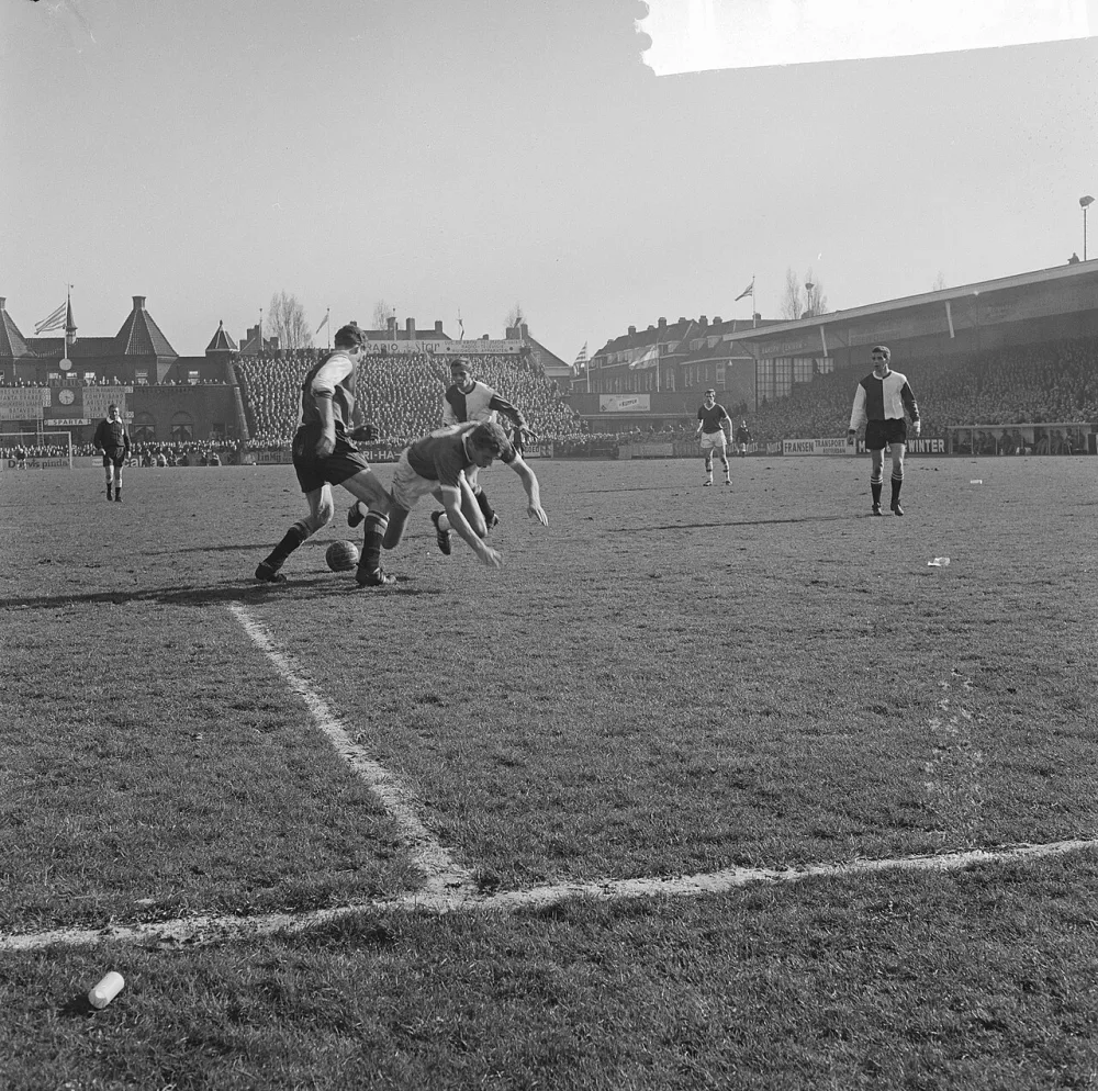 Sparta tegen Feyenoord, spelmoment. Foto: Jan Voets / Anefo, Nationaal Archief (CC0).