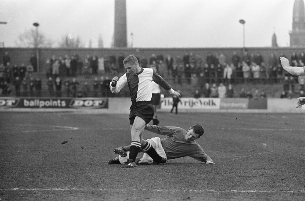 Willem II tegen Feyenoord 0-3, spelmomenten. Foto: Ron Kroon / Anefo, Nationaal Archief (CC0).