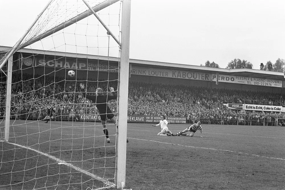 Sparta tegen Feyenoord 1-1, spelmomenten. Foto: Bert Verhoeff / Anefo, Nationaal Archief (CC0).