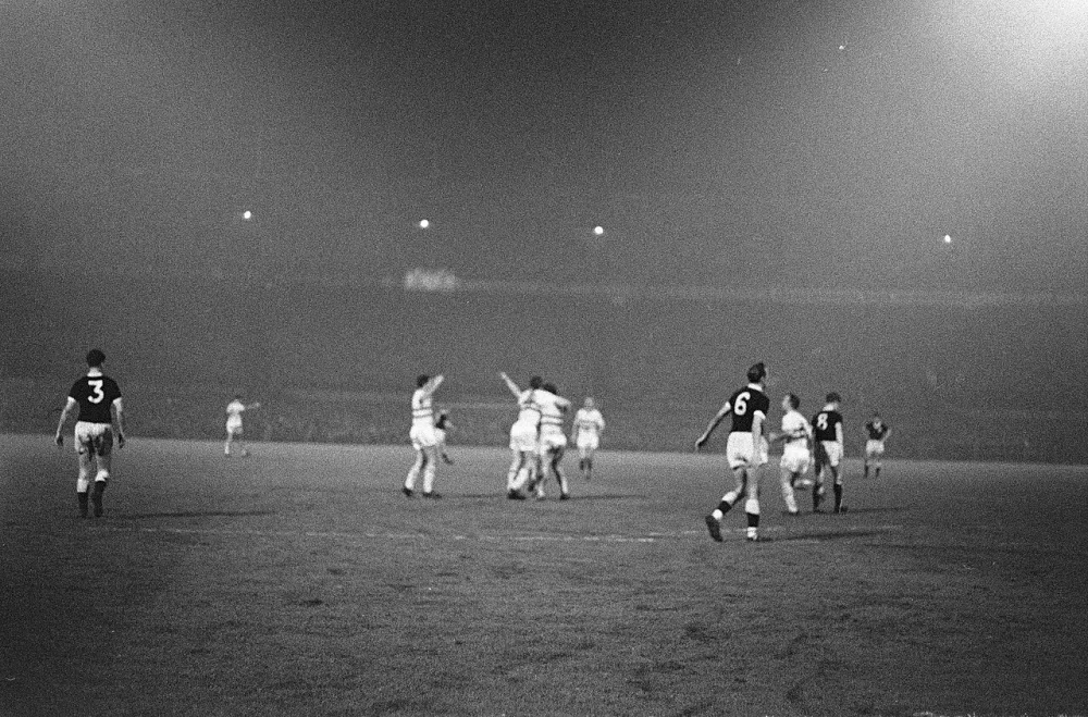 Feyenoord tegen Hotspur 1-3. Spelmoment. Foto: Harry Pot / Anefo, Nationaal Archief (CC0).
