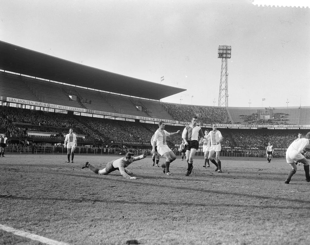 Voetbal Feyenoord tegen Volewijckers 6-0. Foto: Eric Koch / Anefo, Nationaal Archief (CC0).