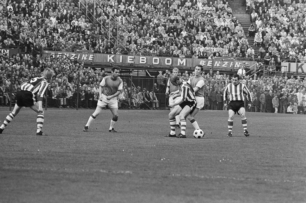 Spelmoment. Foto: fotograaf onbekend / Anefo, Nationaal Archief (CC0).