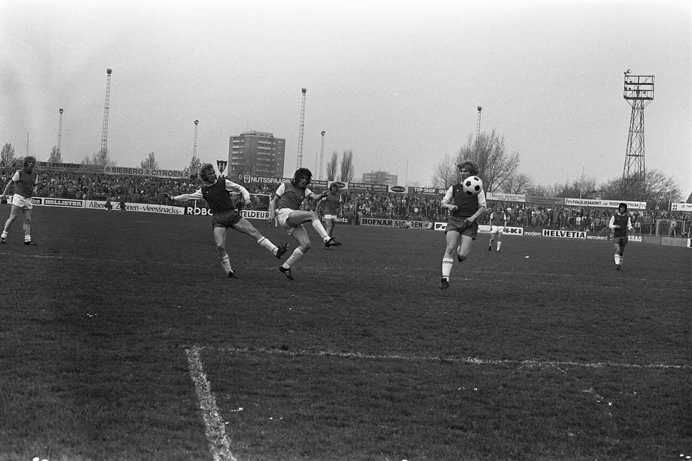 Haarlem tegen Feyenoord 0-0, spelmomenten. Foto: Bert Verhoeff / Anefo, Nationaal Archief (CC0).