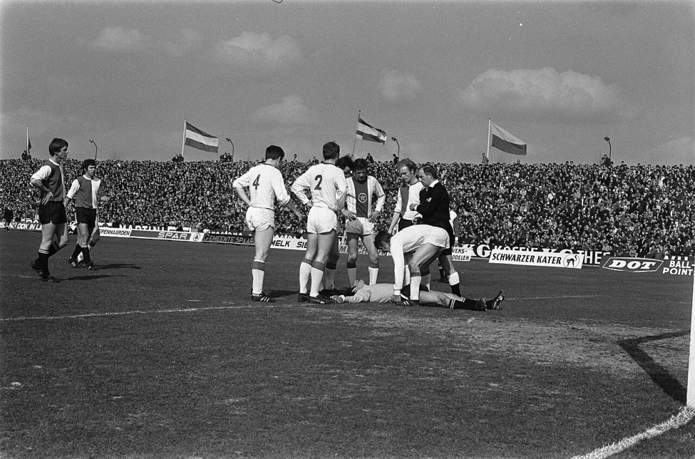 MVV tegen Feyenoord 1-1. Foto: Bert Verhoeff / Anefo, Nationaal Archief (CC0).