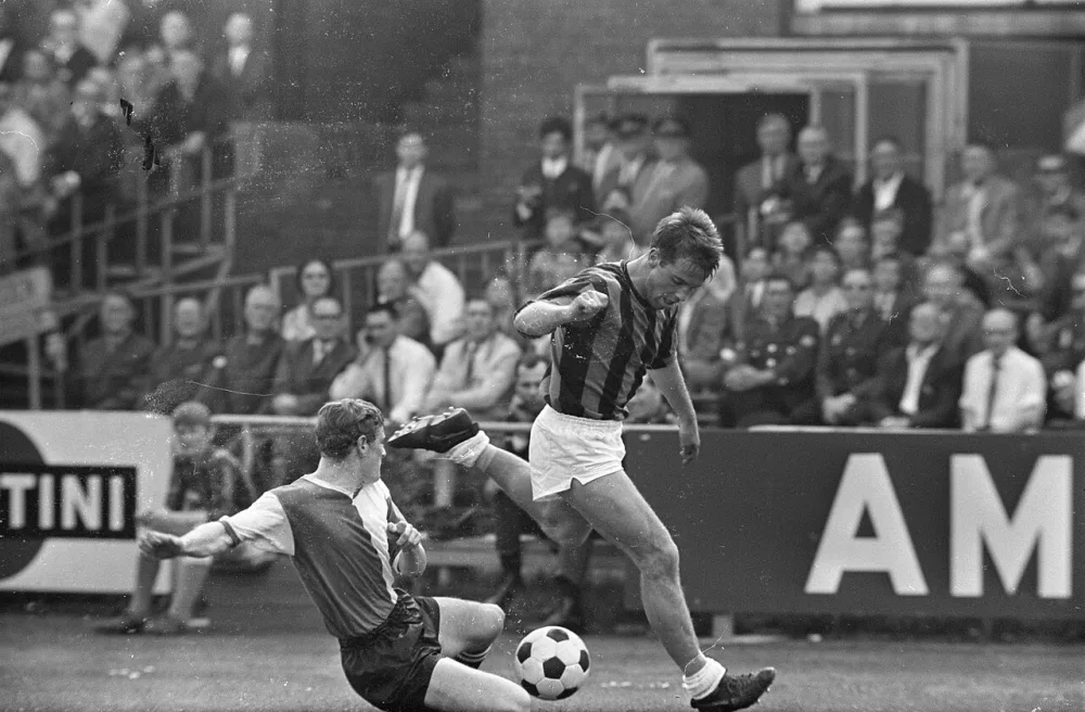 DWS tegen Feyenoord 1-2. Spelmomenten. Foto: Ron Kroon / Anefo, Nationaal Archief (CC0).