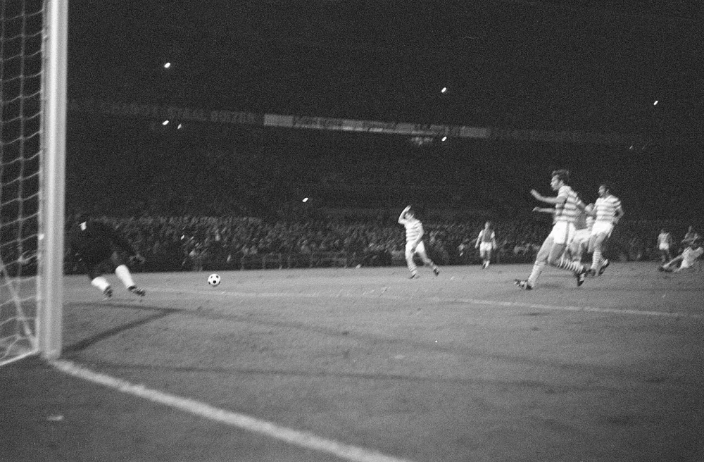 Feijenoord tegen UT Arad Roemenie 1-1 om Europa Cup. Foto: Eric Koch / Anefo, Nationaal Archief (CC0).