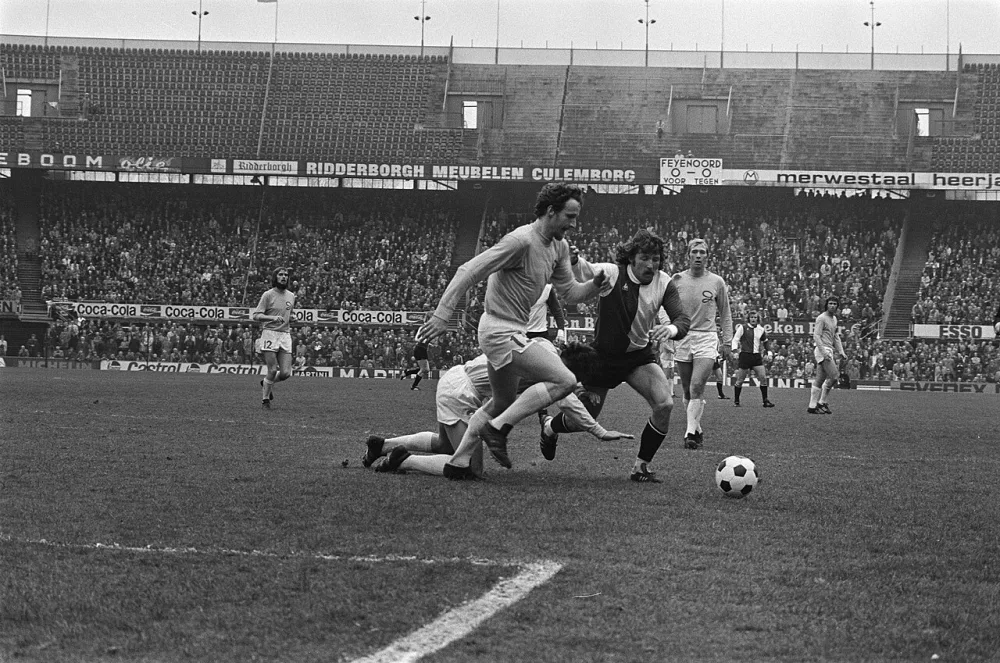 Feyenoord tegen De Graafschap 2-0, spelmomenten. Foto: Bert Verhoeff / Anefo, Nationaal Archief (CC0).