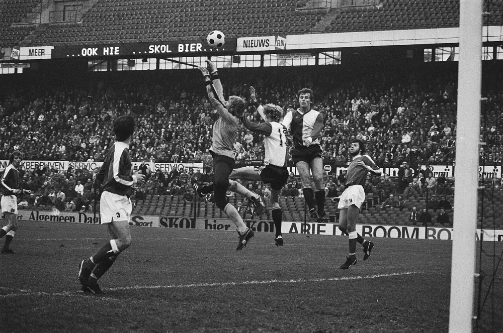 Feyenoord tegen FC Utrecht 1-0, spelmomenten. Foto: Bert Verhoeff / Anefo, Nationaal Archief (CC0).