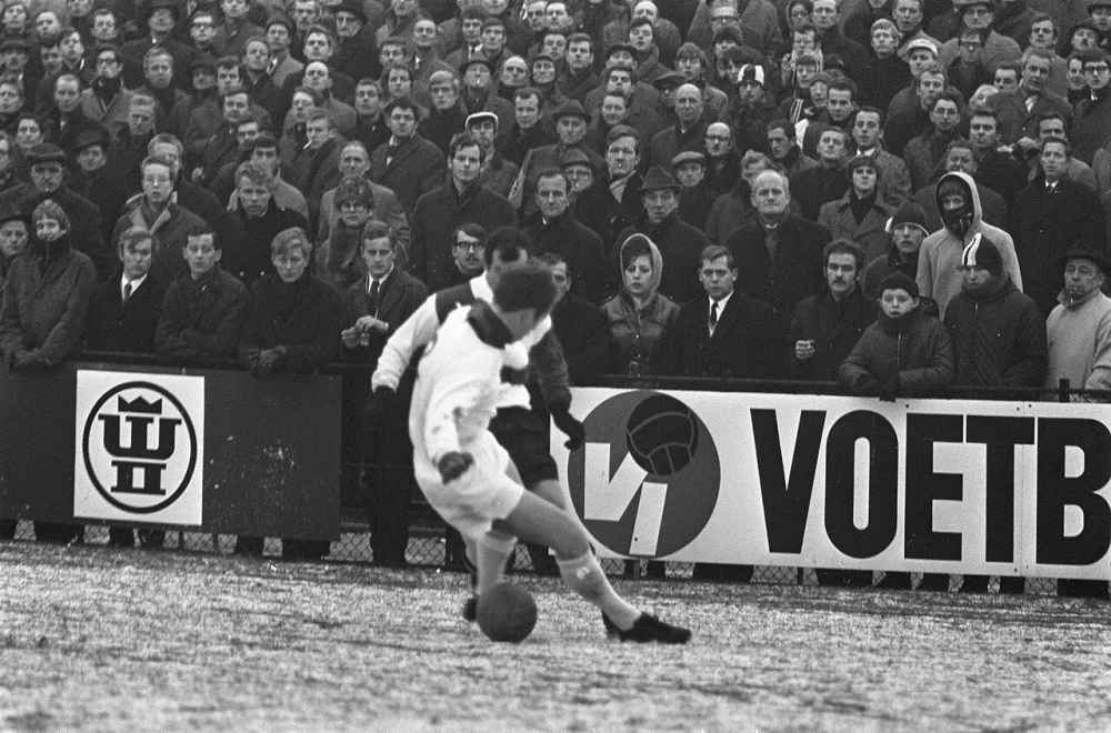 Telstar tegen Feijenoord 0-0 spelmoment. Foto: Eric Koch / Anefo, Nationaal Archief (CC0).