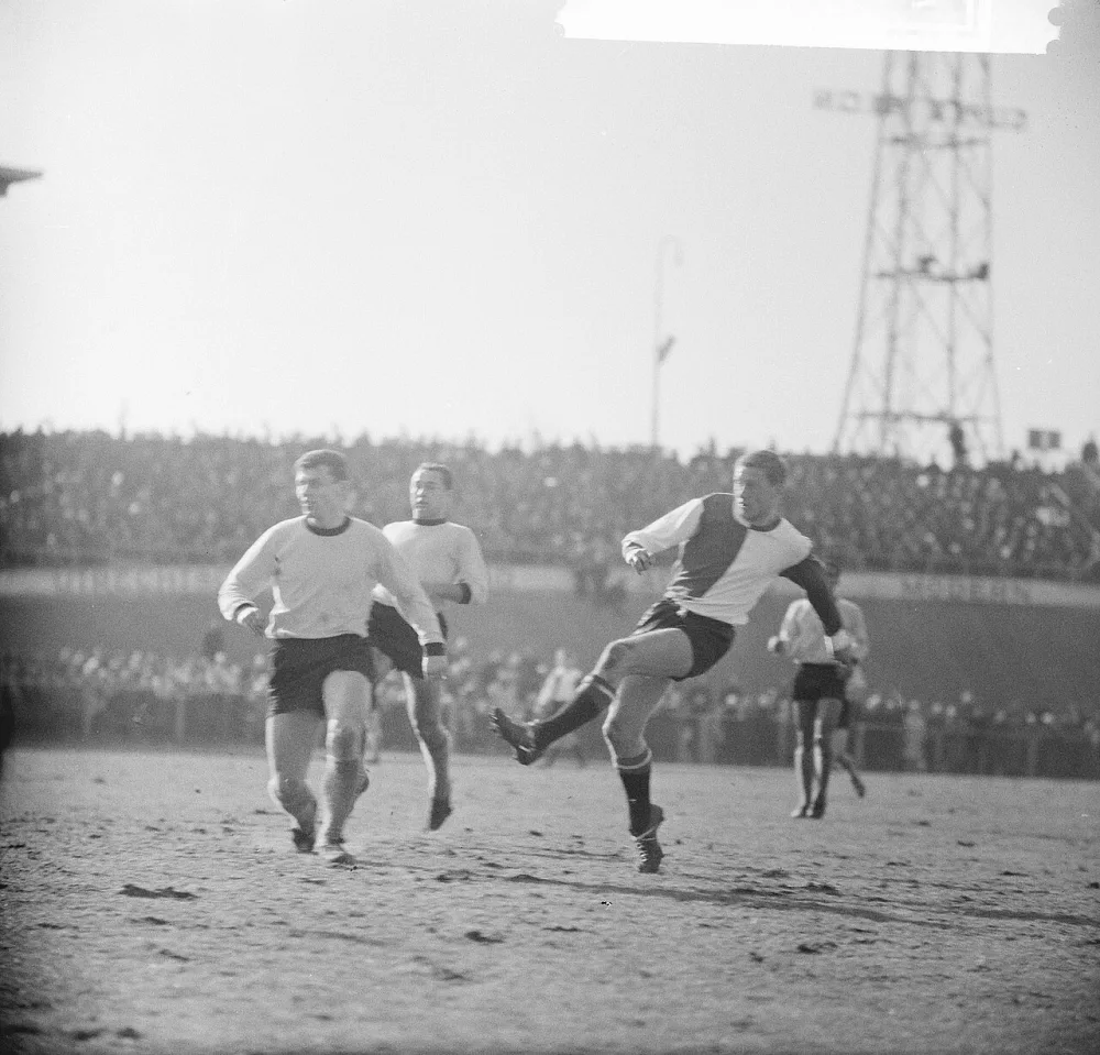 DOS tegen Feyenoord, spelmomenten. Foto: Jac. de Nijs / Anefo, Nationaal Archief (CC0).