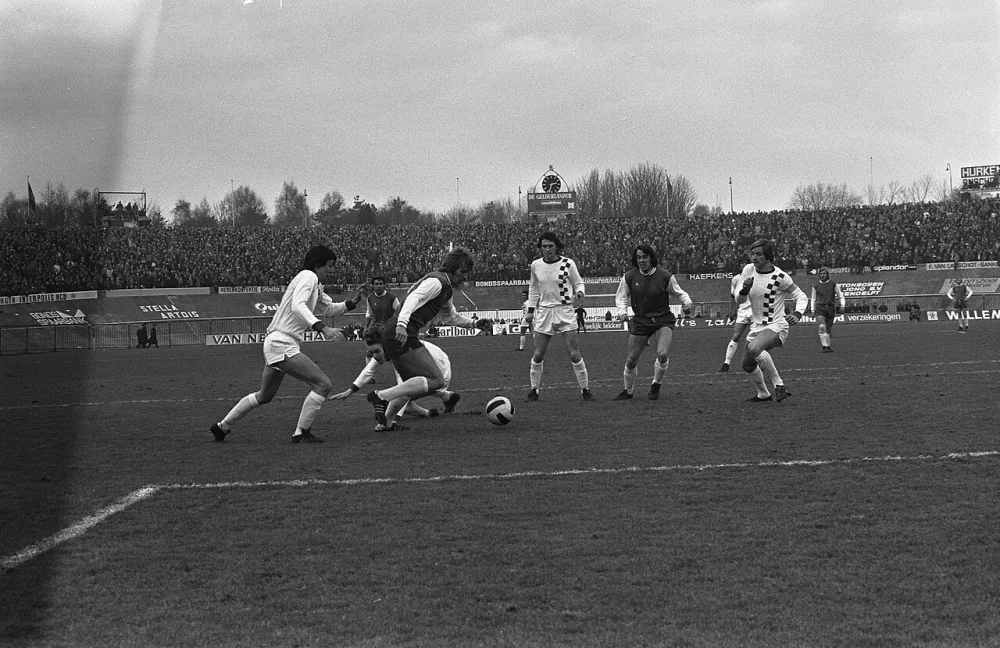NEC tegen Feyenoord 2-3, spelmomenten. Foto: Rob Mieremet / Anefo, Nationaal Archief (CC0).