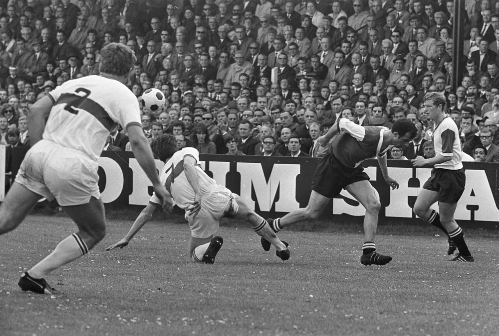 Holland Sport tegen Feijenoord 1-0 spelmoment. Foto: Eric Koch / Anefo, Nationaal Archief (CC0).