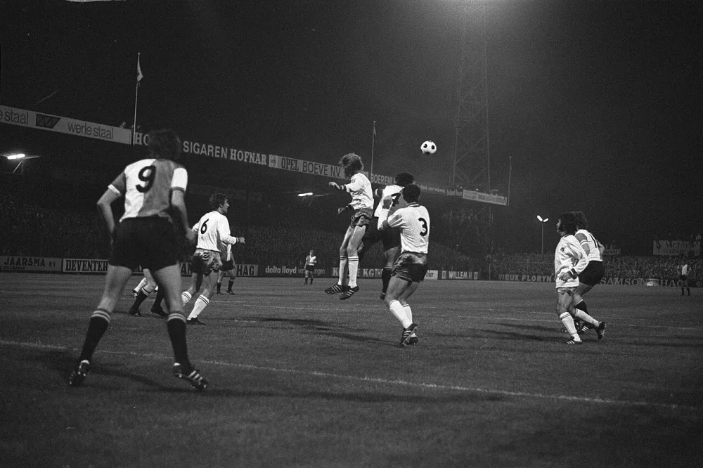 Go Ahead Eagles tegen Feyenoord 0-1. Foto: Hans Peters / Anefo, Nationaal Archief (CC0).