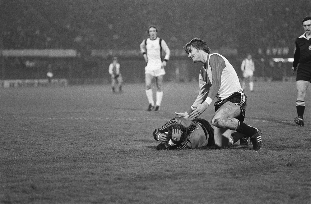 Voetbal, Feyenoord tegen Slavia Sofia (Europacup-II), spelmomenten. Foto: Hans van Dijk / Anefo, Nationaal Archief (CC0).