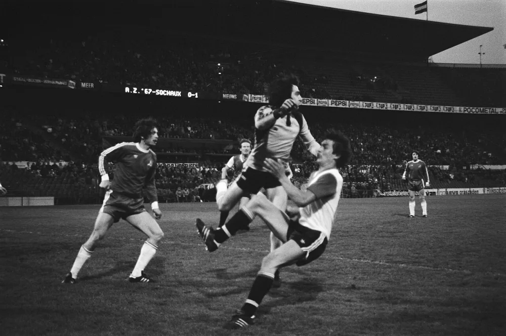 Feyenoord tegen Dynamo Tiflis 2-0 (Europacup-II), spelmoment. Foto: Hans van Dijk / Anefo, Nationaal Archief (CC0).
