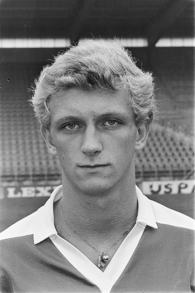 Gerrit Plomp, 1984. Foto: Rob Croes / Anefo, Nationaal Archief (CC0).