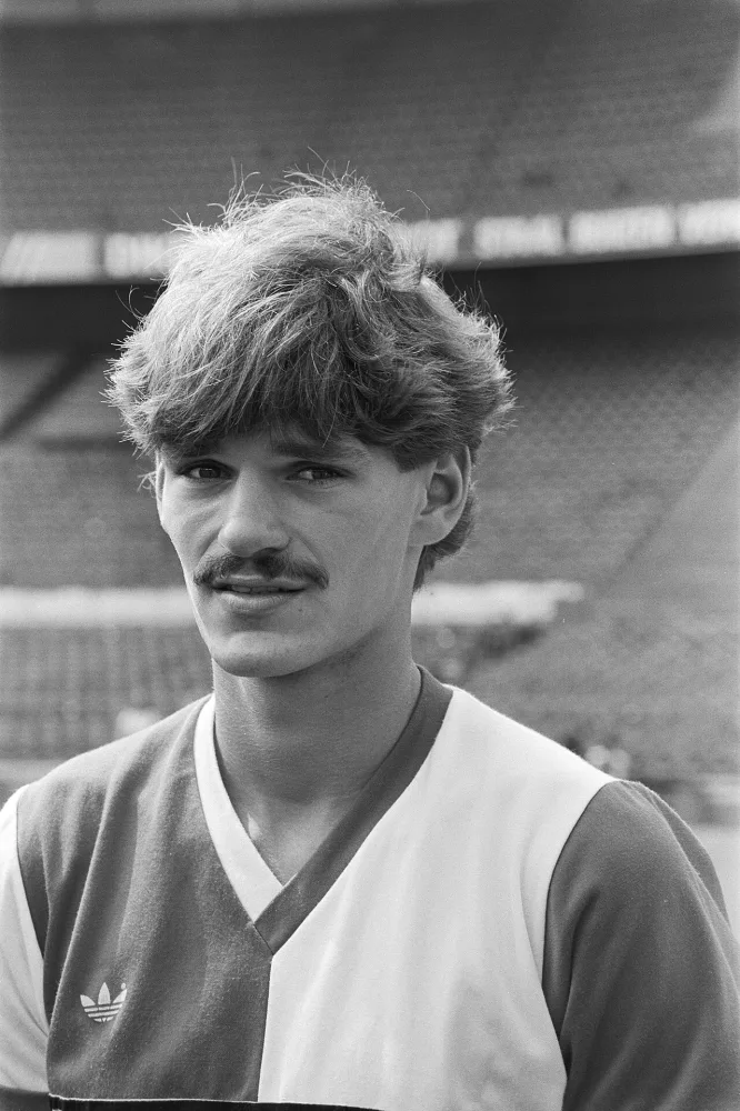 Persdag Feijenoord; 29, 30: Peter Houtman , kop, 31, 32: Henk Duut , kop. Foto: Hans van Dijk / Anefo, Nationaal Archief (CC0).