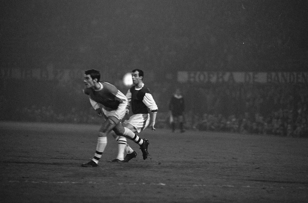 Coen Moulijn in actie. Foto: Ron Kroon / Anefo, Nationaal Archief (CC0).
