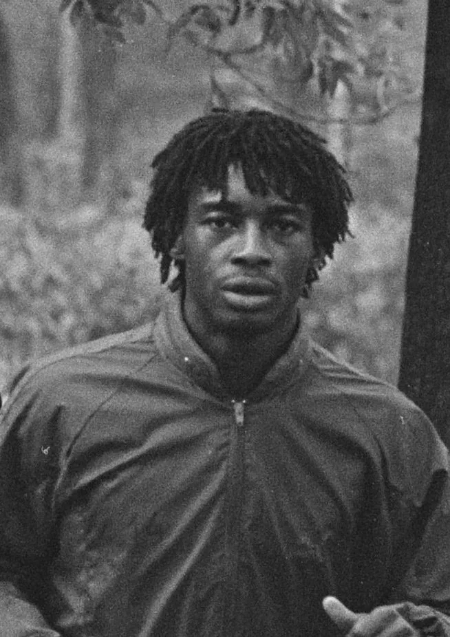 Training Feijenoord ivm Uefa-Cup-wedstrijd tegen Borussia Mönchen-Gladbach; midden Peter Barendse, rechts Blinker, links Tahamata en Wijnstekers /. Foto: fotograaf onbekend / Anefo, Nationaal Archief (CC0).