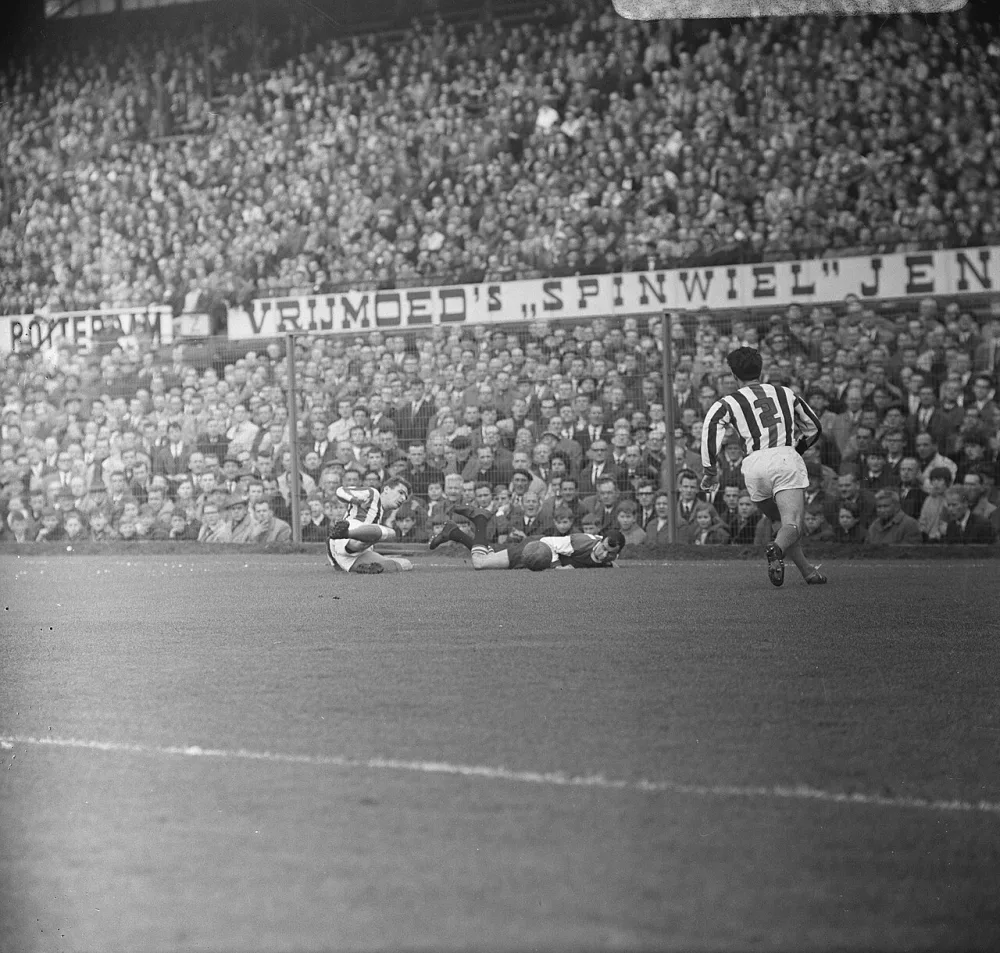 Feyenoord tegen Willem II , spelmoment. Foto: Jan Voets / Anefo, Nationaal Archief (CC0).