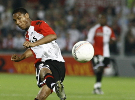 Jonathan de Guzman